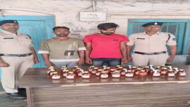 2 smugglers smuggling liquor on bike arrested