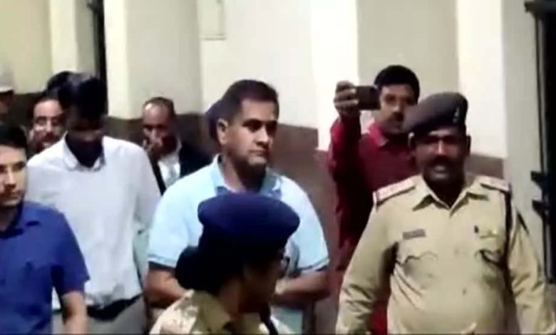 Along with Anwar and Arvind, ACB-EOW team will also present AP Tripathi in the court today