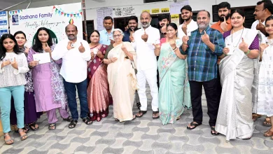 Despite the heat, voting increased rapidly in Karimnagar