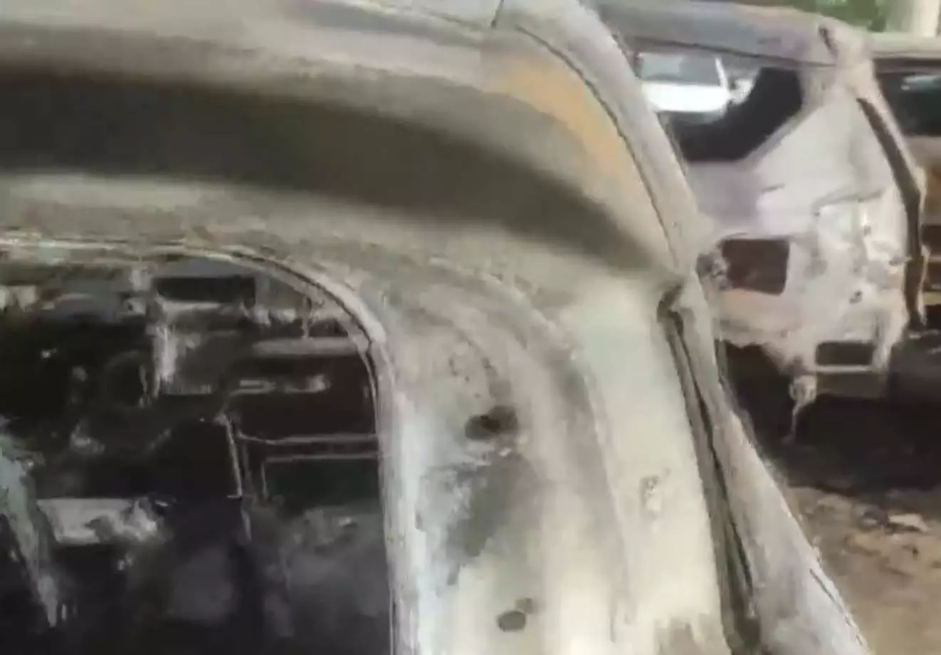 Many cars burnt to ashes due to fire in parking lot, owners were shocked