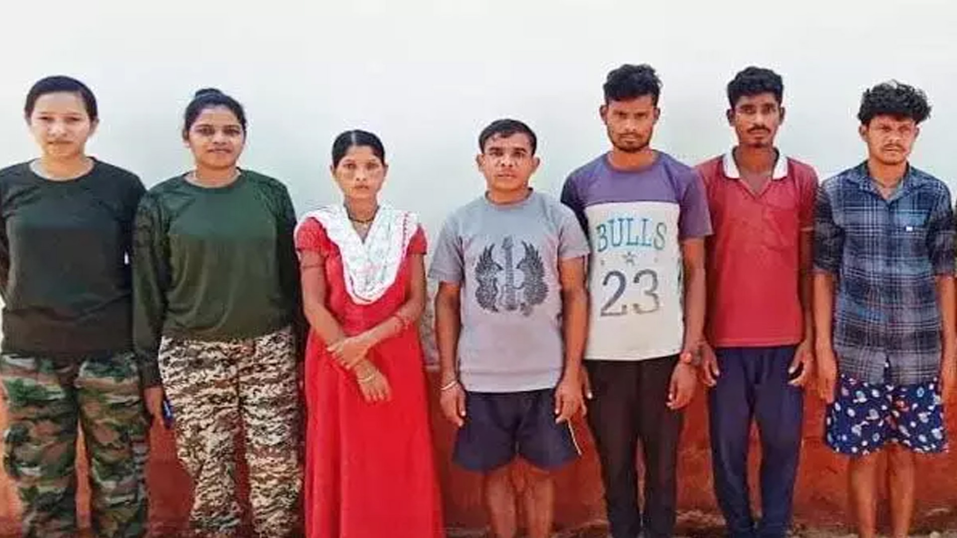 5 Naxalites including 1 woman arrested, police got big success