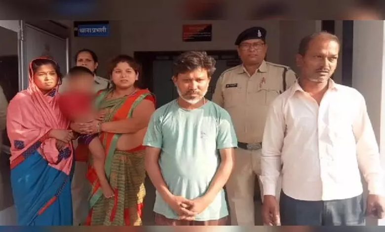 Two women and three men arrested in mob lynching case