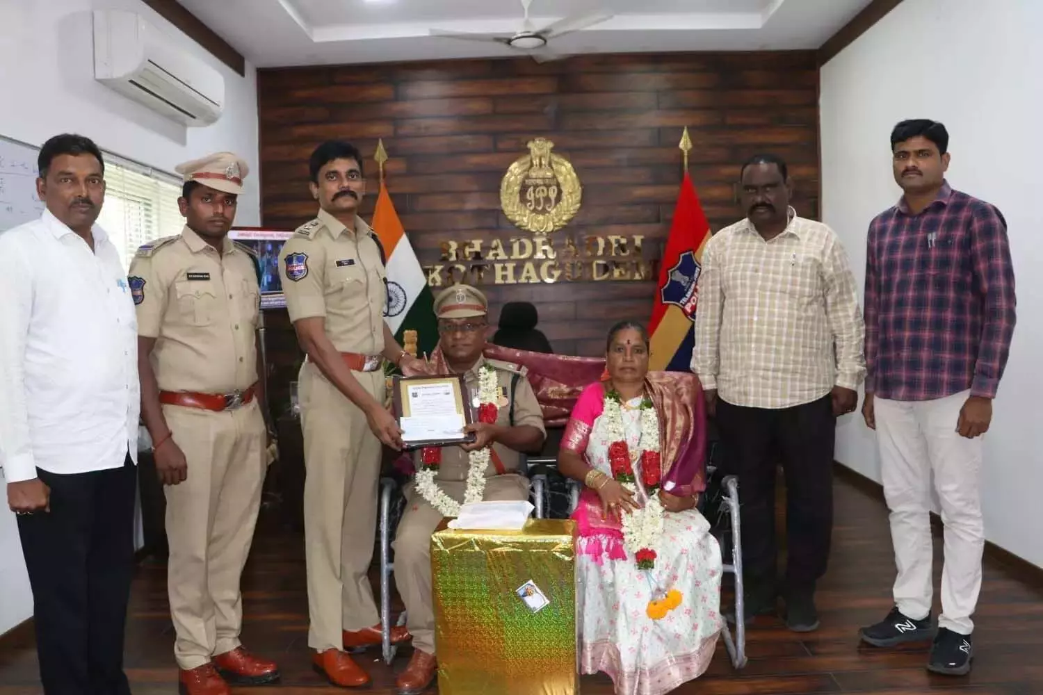 Retired police officers honored by District SP in Bhadradri Kothagudem