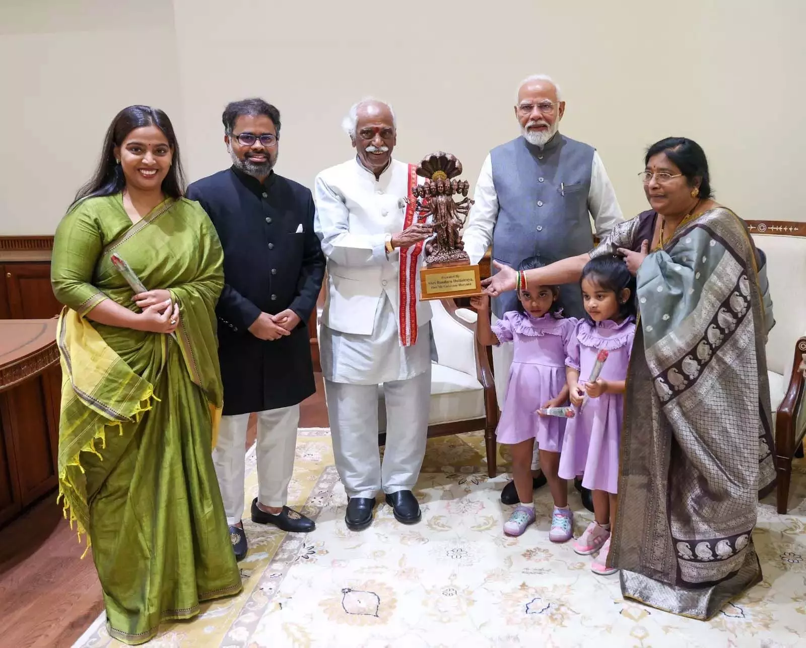 Haryana Governor met the Prime Minister along with his family