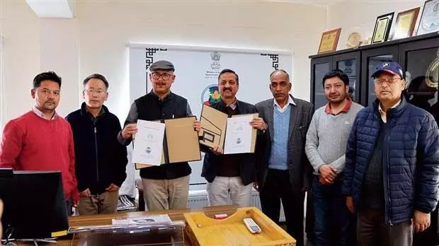 Jammu News: MoU signed to promote Himalayan medicinal plants