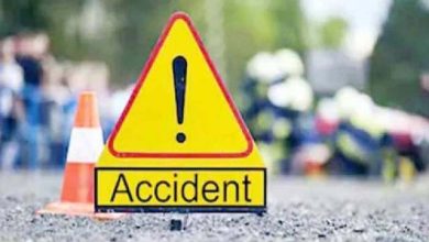 Accident:An old man was crushed to death by a truck trailer