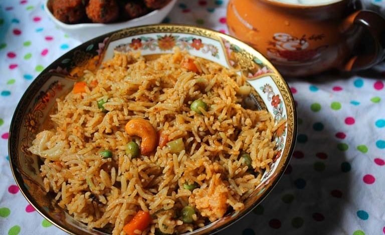 Vegetable Biryani, the method of making it is very easy