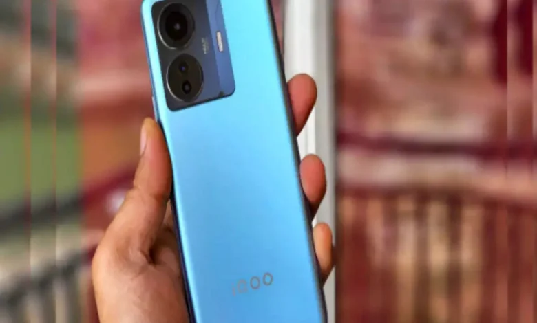 iQOO is coming with a new smartphone