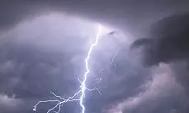 CG NEWS: Mobile exploded as soon as lightning struck, farmer died