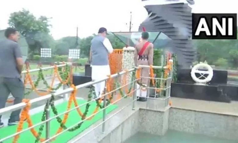 Amidst rain in Bhopal, CM Yadav paid tribute to the heroes of Kargil war