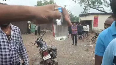 Chhattisgarh: Commotion in liquor shop, worm found in liquor bottle