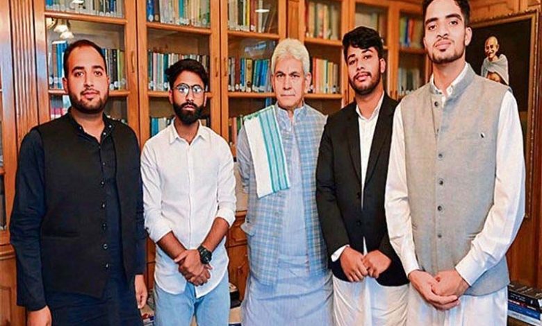 JKSA delegation urges LG to reinstate students union