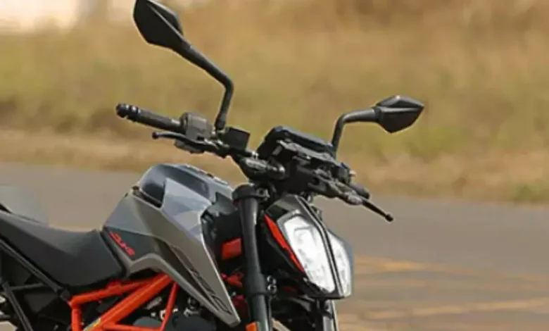 KTM 250 Duke launched with new TFT display