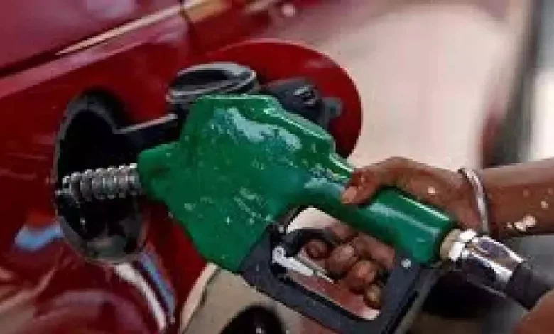 Petrol and diesel prices in Chennai stable for 217 days