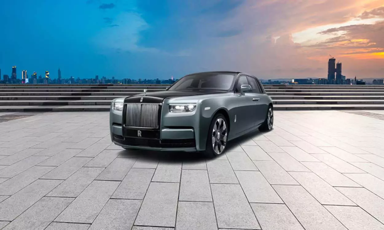 This Indian boy has many Rolls-Royce cars worth crores