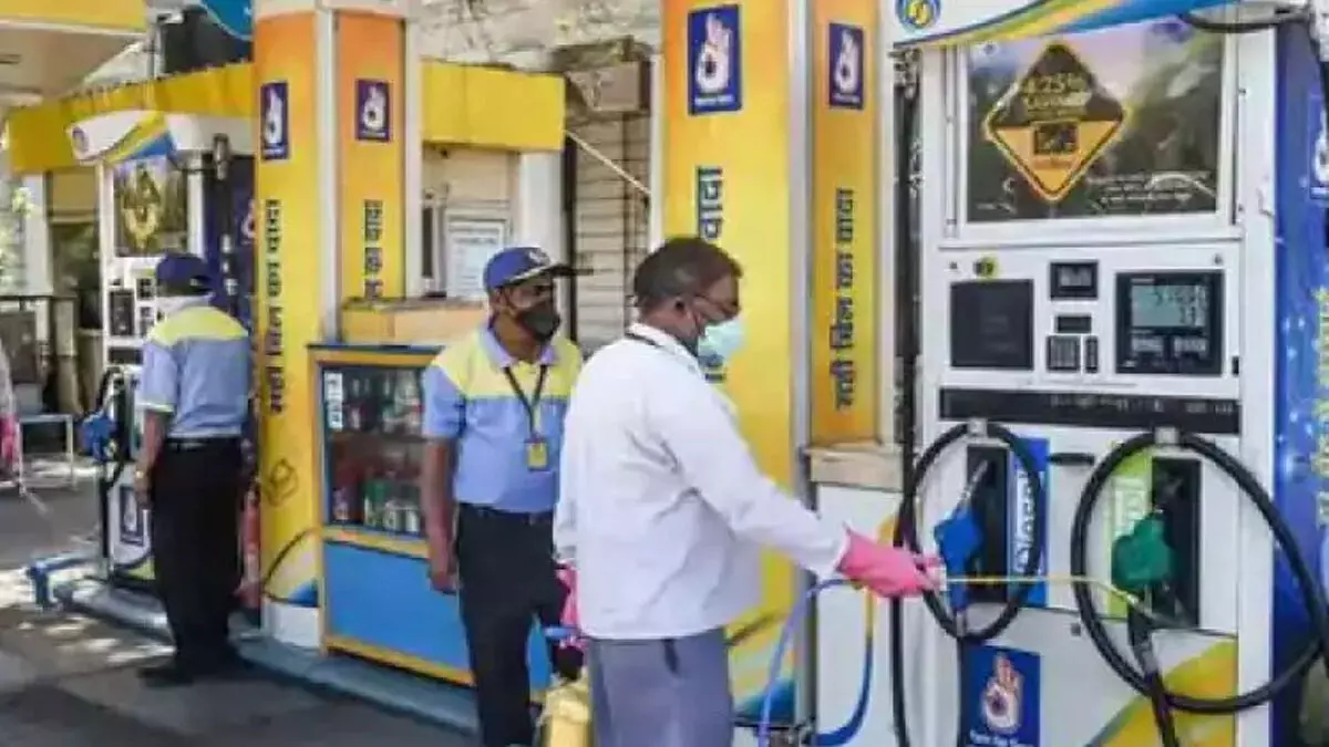 Check out petrol, diesel prices in Chennai on 25 January