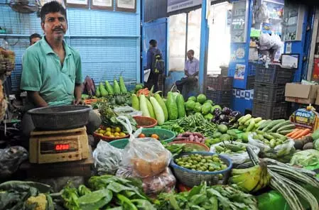 Inflation expected to remain below 4 percent for the next two quarters: Report