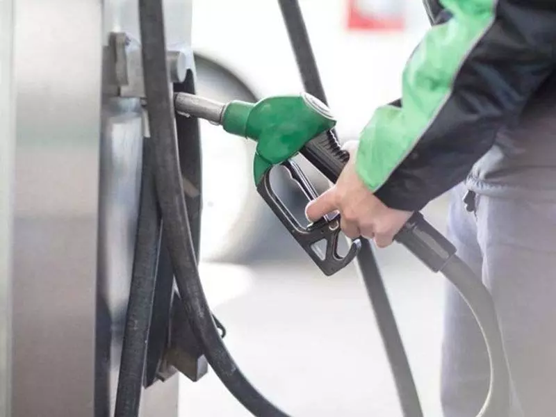 E20 petrol maintains fuel efficiency, improves engine performance: Petroleum Ministry