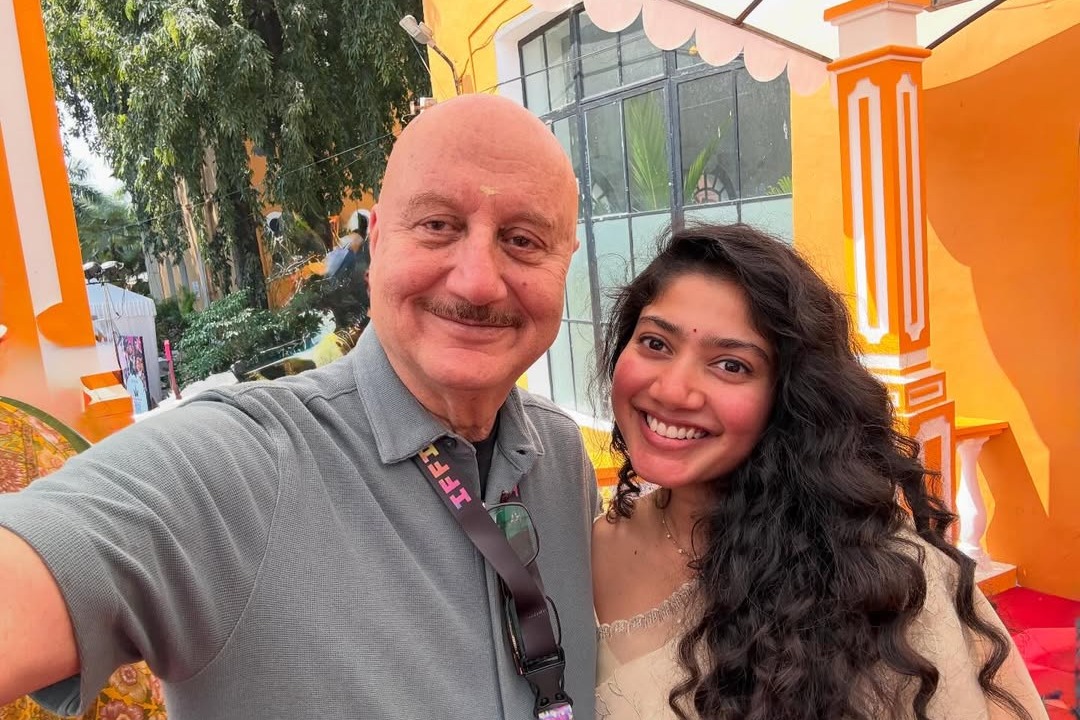 Anupam Kher meets Sai Pallavi, calls her 'genuine, affectionate, spontaneous'