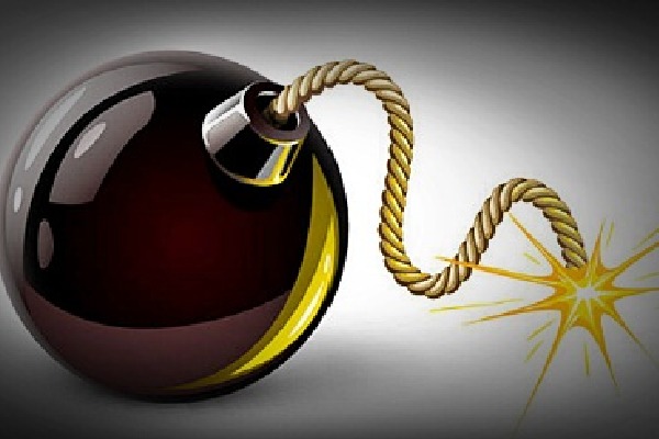 Bomb threat sparks panic, Bahrain-Hyderabad flight diverted to Mumbai