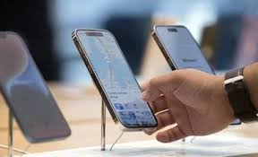 iPhone manufacturing in India rises, global share 20% in FY25