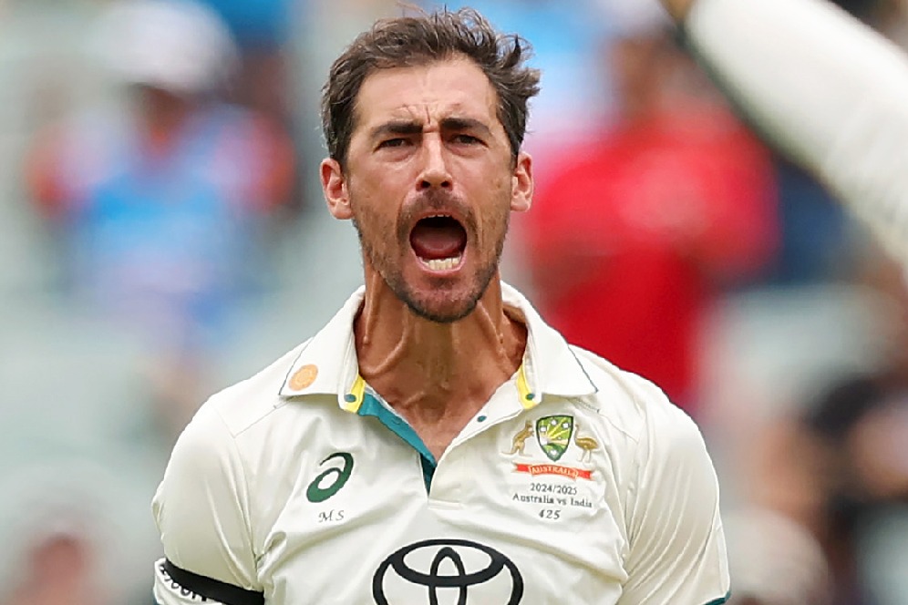 Australia's Mitchell Starc became the 13th player to take 100 Ashes wickets