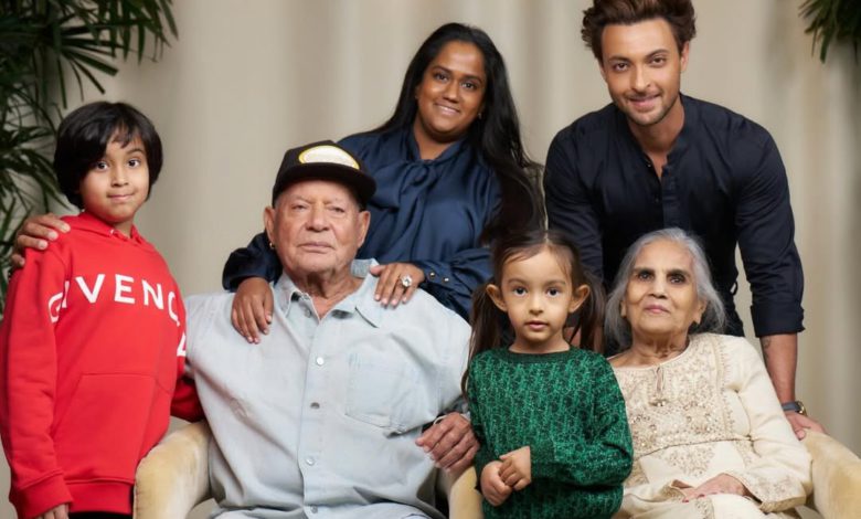 Arpita Khan pens an emotional note for father Salim Khan on his 90th birthday