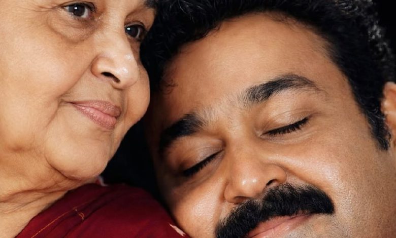 Mammootty told a sad Mohanlal, "Dear Lal, keep your courage.