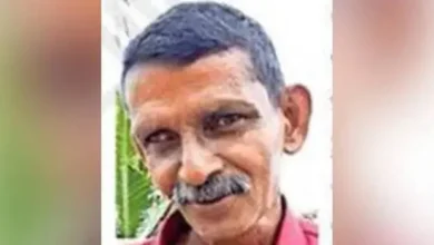 A Congress worker died from blood loss after a varicose vein ruptured during election campaigning.