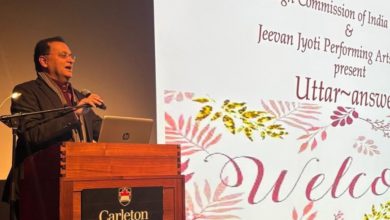 A colorful dance ballet was presented at the International Gita Festival in Canada.