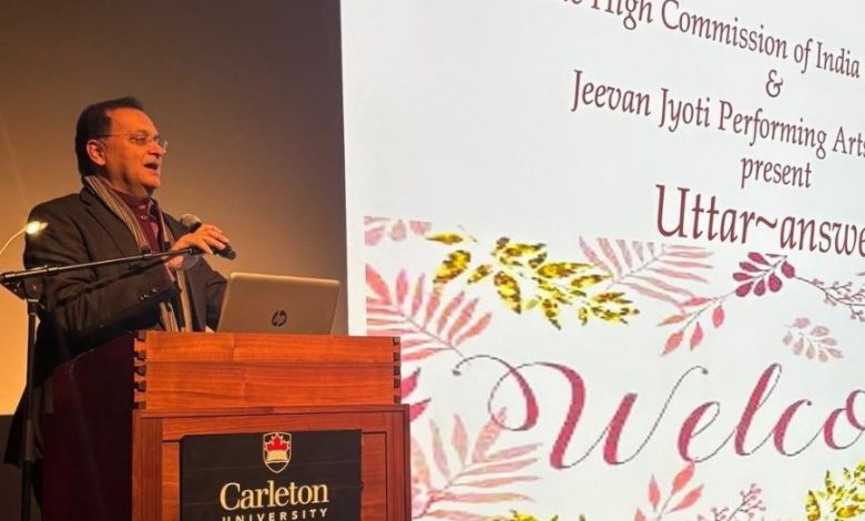 A colorful dance ballet was presented at the International Gita Festival in Canada.