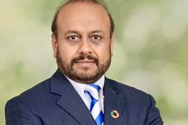 Analysts say that India is increasing its engagement with Russia due to the threat from China.