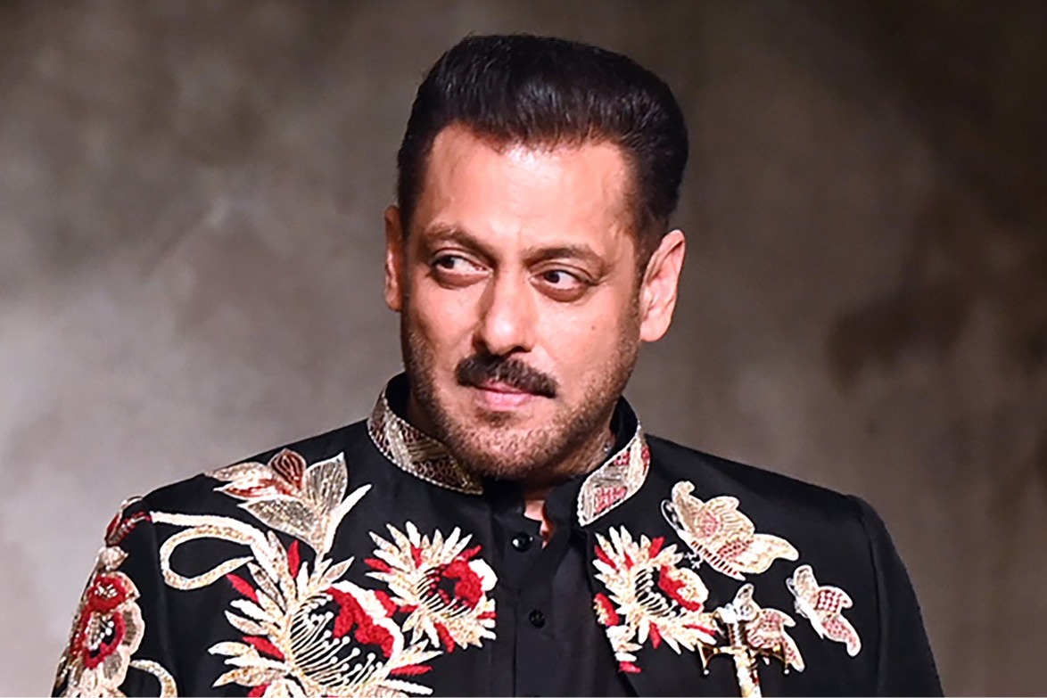 Salman Khan summoned by Kota Consumer Court in Pan Masala advertisement case