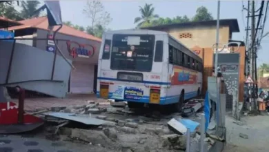 KSRTC bus driver dies after losing control and crashing into a shop