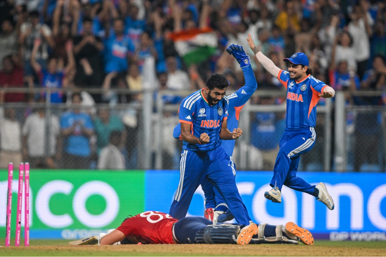 T20 WC: Bowlers stole the match, says Sky on England's defeat