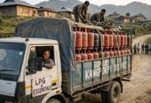 Manipur: Fuel crisis in Kangpokpi due to highway blockade; LPG price hits ₹5,000.