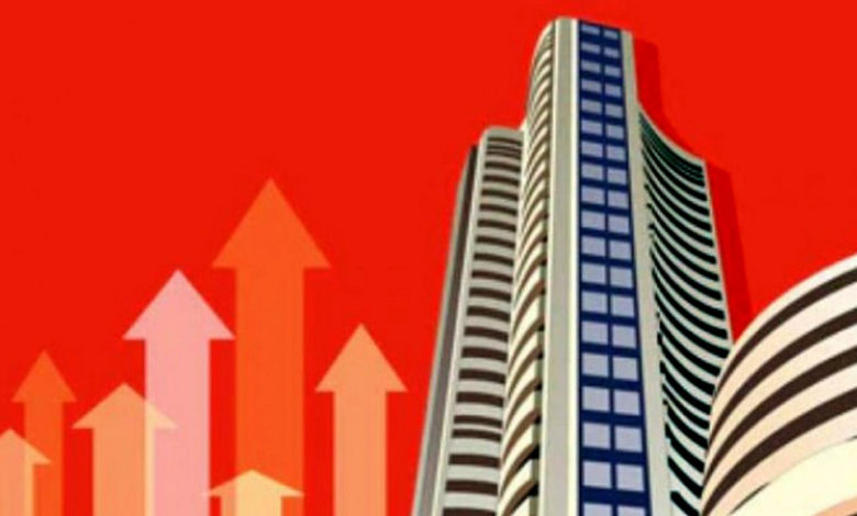 Sensex, Nifty close 1 percent higher on rise in IT, financial stocks